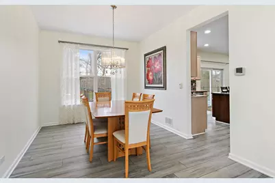 2803 Hidden Valley Court, Carpentersville, IL 60110 - Photo 6