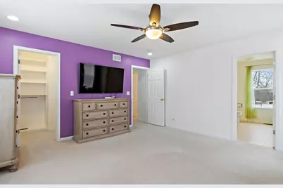 2803 Hidden Valley Court, Carpentersville, IL 60110 - Photo 14