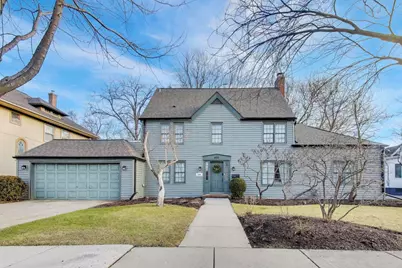 407 La Fox River Drive, Algonquin, IL 60102 - Photo 1