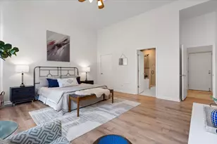 1137 N Wood St, Chicago, IL 60622 - Photo 14