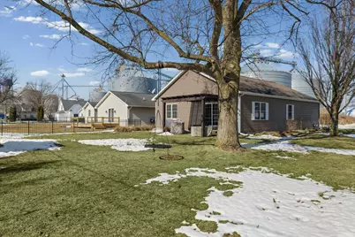 207 E School Street, Royal, IL 61871 - Photo 28