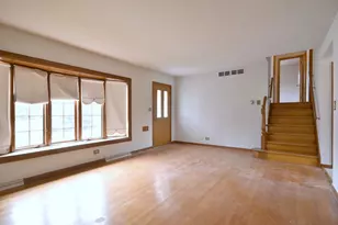 8006 W Courtland Ave, Norridge, IL 60706 - Photo 10