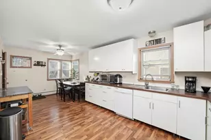 69 E Quincy St, Riverside, IL 60546 - Photo 8