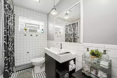 69 E Quincy Street #2, Riverside, IL 60546 - Photo 6