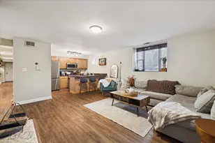1111 N Honore St, Chicago, IL 60622 - Photo 2