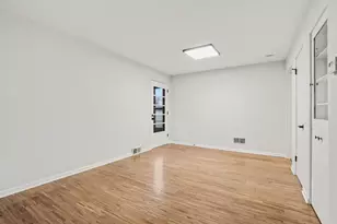 1608 Mayfield Ave, Joliet, IL 60435 - Photo 4