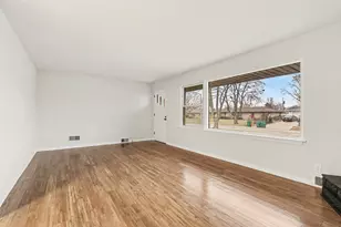 1608 Mayfield Ave, Joliet, IL 60435 - Photo 2