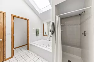 1344 Cantigny Ct, Naperville, IL 60565 - Photo 28
