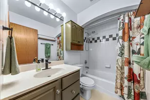 1344 Cantigny Ct, Naperville, IL 60565 - Photo 34