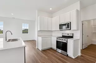 6481 Juniper Dr, Wonder Lake, IL 60097 - Photo 12