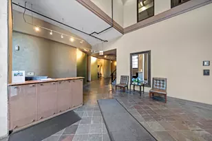 811 W 15th Pl, Chicago, IL 60608 - Photo 32