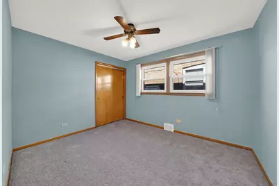 5630 S Melvina Avenue, Chicago, IL 60638 - Photo 8