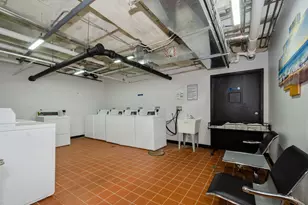 7456 N Greenview Ave, Chicago, IL 60626 - Photo 10