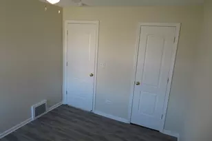 118 N 12th Ave, Melrose Park, IL 60160 - Photo 12