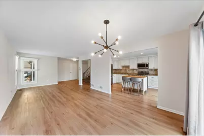 335 Shadow Bend Drive, Wheeling, IL 60090 - Photo 4