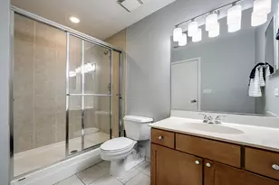 758 N Larrabee St, Chicago, IL 60654 - Photo 16