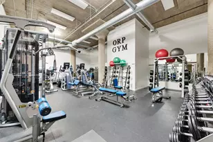 758 N Larrabee St, Chicago, IL 60654 - Photo 18