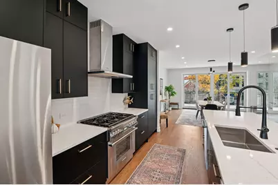 1536 W Chestnut Street #B, Chicago, IL 60642 - Photo 18