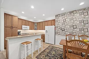 1193 Heathrow Ln, Aurora, IL 60502 - Photo 16