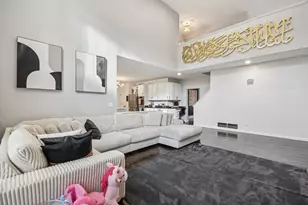 34115 N Wooded Glen Dr, Grayslake, IL 60030 - Photo 10