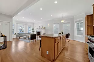 3638 N Hoyne Ave, Chicago, IL 60618 - Photo 8