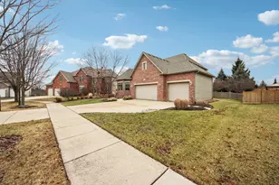 3712 Ryder Ct, Naperville, IL 60564 - Photo 2