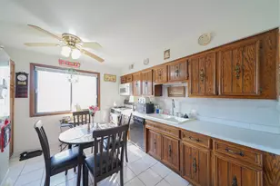 7604 W Lawrence Ave, Harwood Heights, IL 60706 - Photo 8