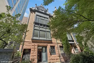 1308 N Astor St, Chicago, IL 60610 - Photo 1