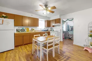 922 Tappan St, Woodstock, IL 60098 - Photo 4