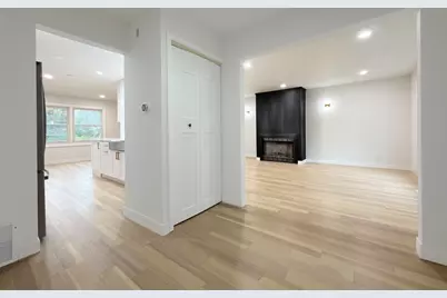 1703 N Burning Bush Lane, Mount Prospect, IL 60056 - Photo 6