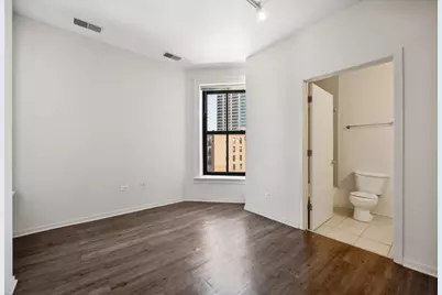 30 E Roosevelt Road #403, Chicago, IL 60605 - Photo 4