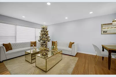 7313 Lyons Street, Morton Grove, IL 60053 - Photo 2