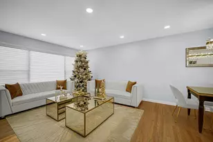 7313 Lyons St, Morton Grove, IL 60053 - Photo 2