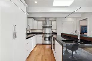 1436 S Estate Ln, Lake Forest, IL 60045 - Photo 12