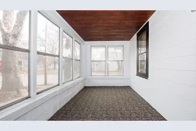 611 E Olive Street, Bloomington, IL 61701 - Photo 4