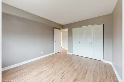 9423 Bay Colony Drive #2S, Des Plaines, IL 60016 - Photo 8