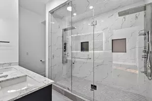 4646 S Prairie Ave, Chicago, IL 60653 - Photo 12