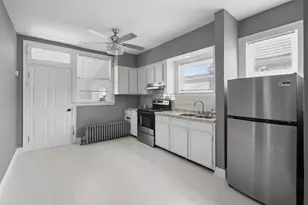 429 E 89th St, Chicago, IL 60619 - Photo 8