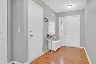 1861 Maplewood Ct, Grayslake, IL 60030 - Photo 16