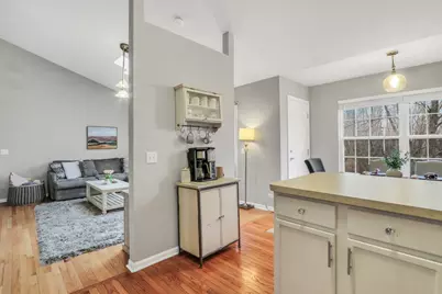 1861 Maplewood Court, Grayslake, IL 60030 - Photo 10