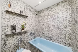 300 N State St, Chicago, IL 60654 - Photo 14