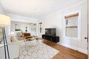 1010 S Oak Park Ave, Oak Park, IL 60304 - Photo 2