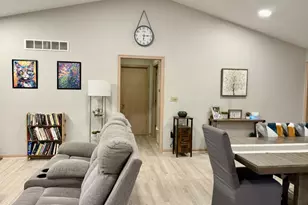 3 Deer Park Ln, Oglesby, IL 61348 - Photo 10