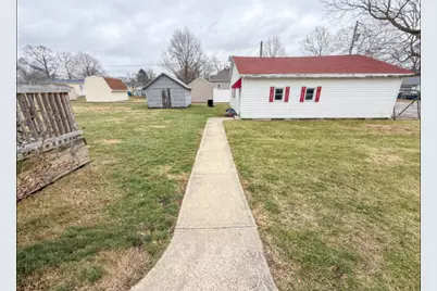 408 W Franklin Street, Fithian, IL 61844 - Photo 8