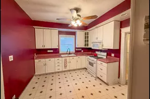 408 W Franklin St, Fithian, IL 61844 - Photo 24