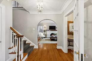 579 Lee St, Glen Ellyn, IL 60137 - Photo 6