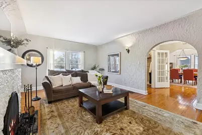 579 Lee Street, Glen Ellyn, IL 60137 - Photo 8