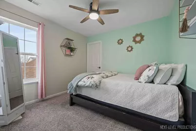 226 Woodland Park Circle, Gilberts, IL 60136 - Photo 22