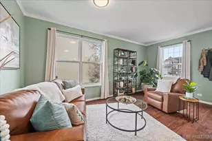 226 Woodland Park Cir, Gilberts, IL 60136 - Photo 6