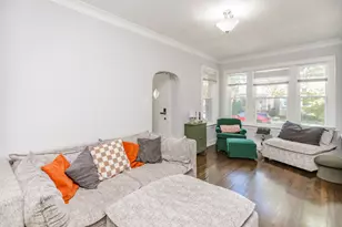 6339 S Troy St, Chicago, IL 60629 - Photo 2